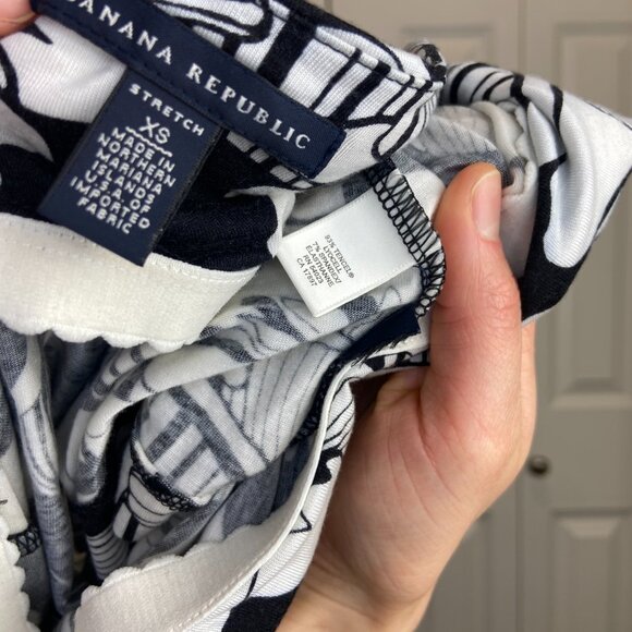 Banana Republic Y2K halter top - stretch black & white floral, tie back - Picture 5 of 8